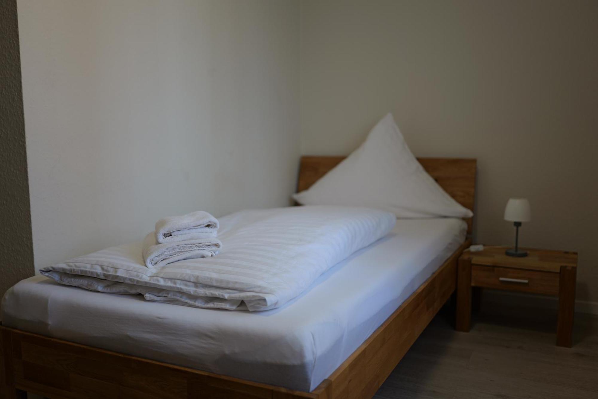 Single Room,1567070135:JPEG